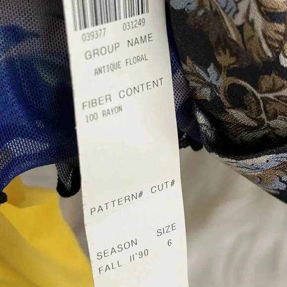 Vintage 1990 Floral One Button Blazer - Picture 10 of 10